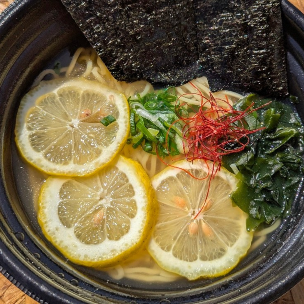 【今治市】伯方島の道の駅「マリンオアシスはかた」でやすまるだしを使用したラーメンが1日限定で販売予定!!