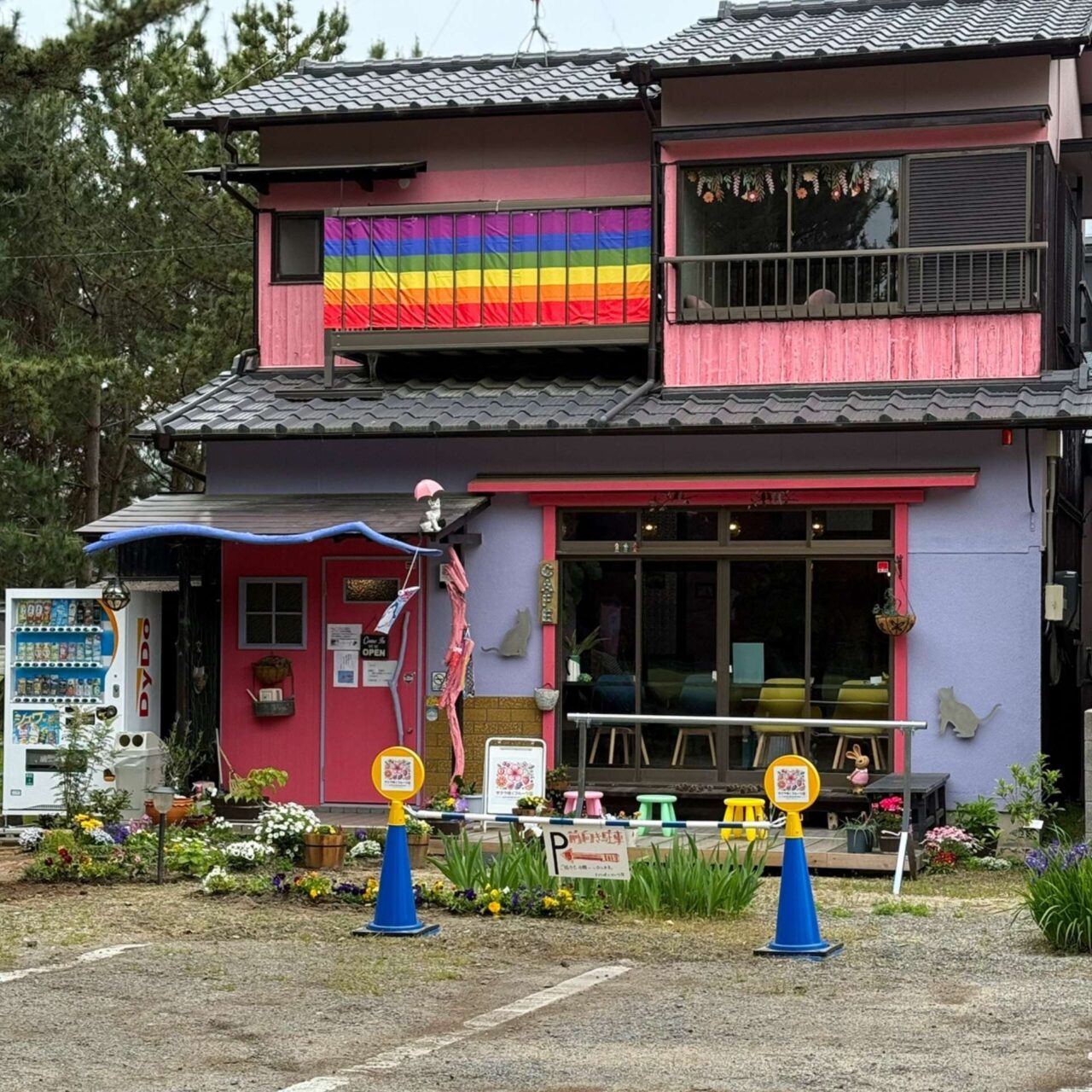 【今治市】「サクラ咲くフルーツ店」にて販売中の母の日限定「ブーケパフェ」は特別な花束スイーツでした。