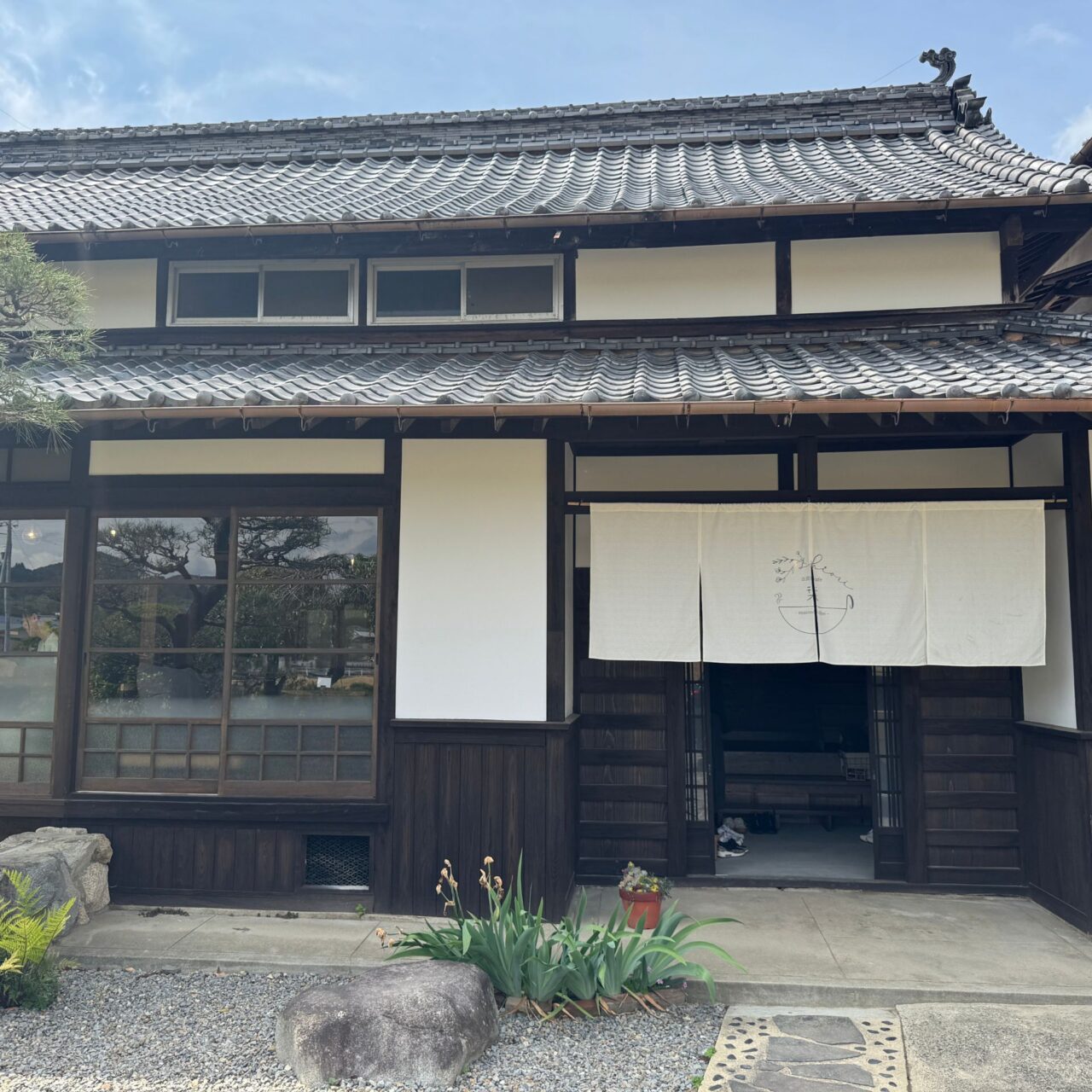 【今治市】2025年5月朝倉にオープンした「古民家カフェ栞」は魅力あふれる素敵なお店