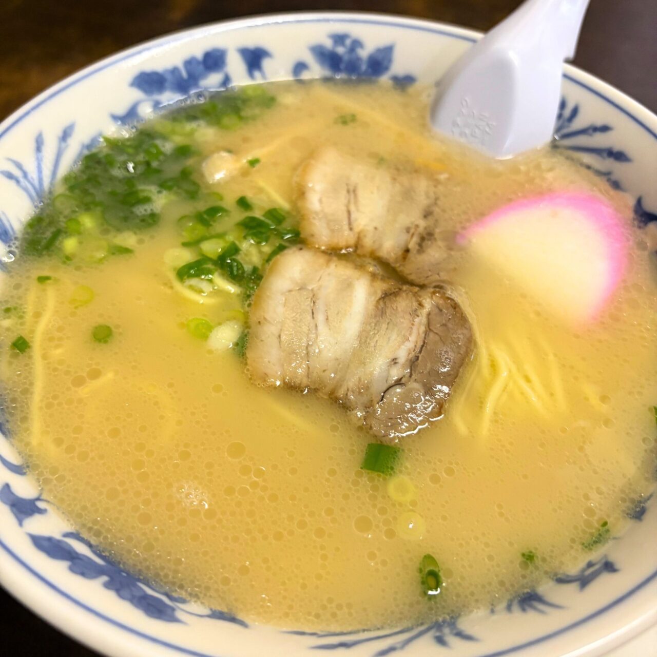 【今治市】昔ながらの美味しいお店「丸啓」では優しくどこか懐かしい味の中華そばが食べられます!