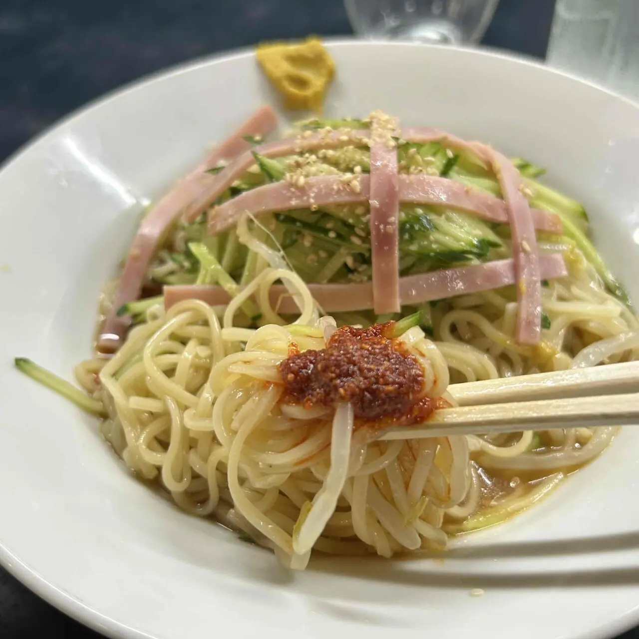 【今治市】人気餃子店「白雅」の夏の風物詩「冷麺」の秘密!