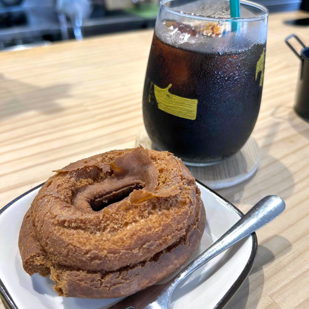 【今治市】安くてボリューム満点の人気カフェに、待望のハンバーガーが復活！「Obanyaダイニングカフェ」に再登場した、肉汁たっぷりの肉厚ハンバーガーはいかが？