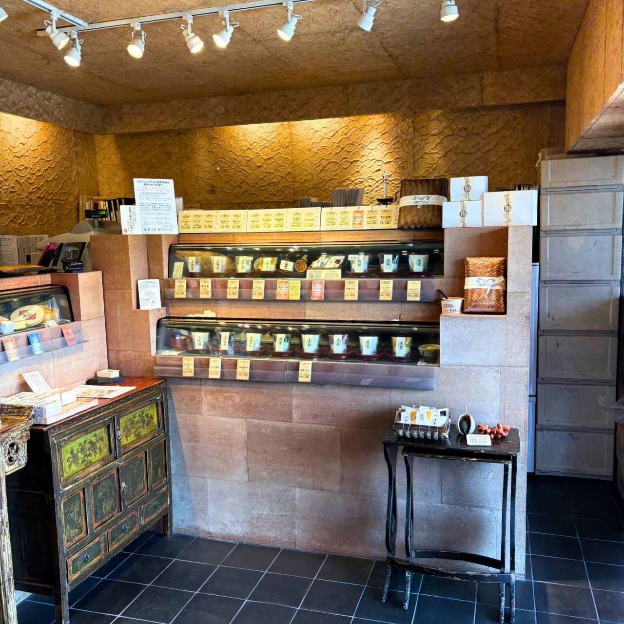【今治市】片山町の「菓子屋 艶(YEN)今治本店」で今治本店のみ限定で「生姜の琥珀寒」が販売中!