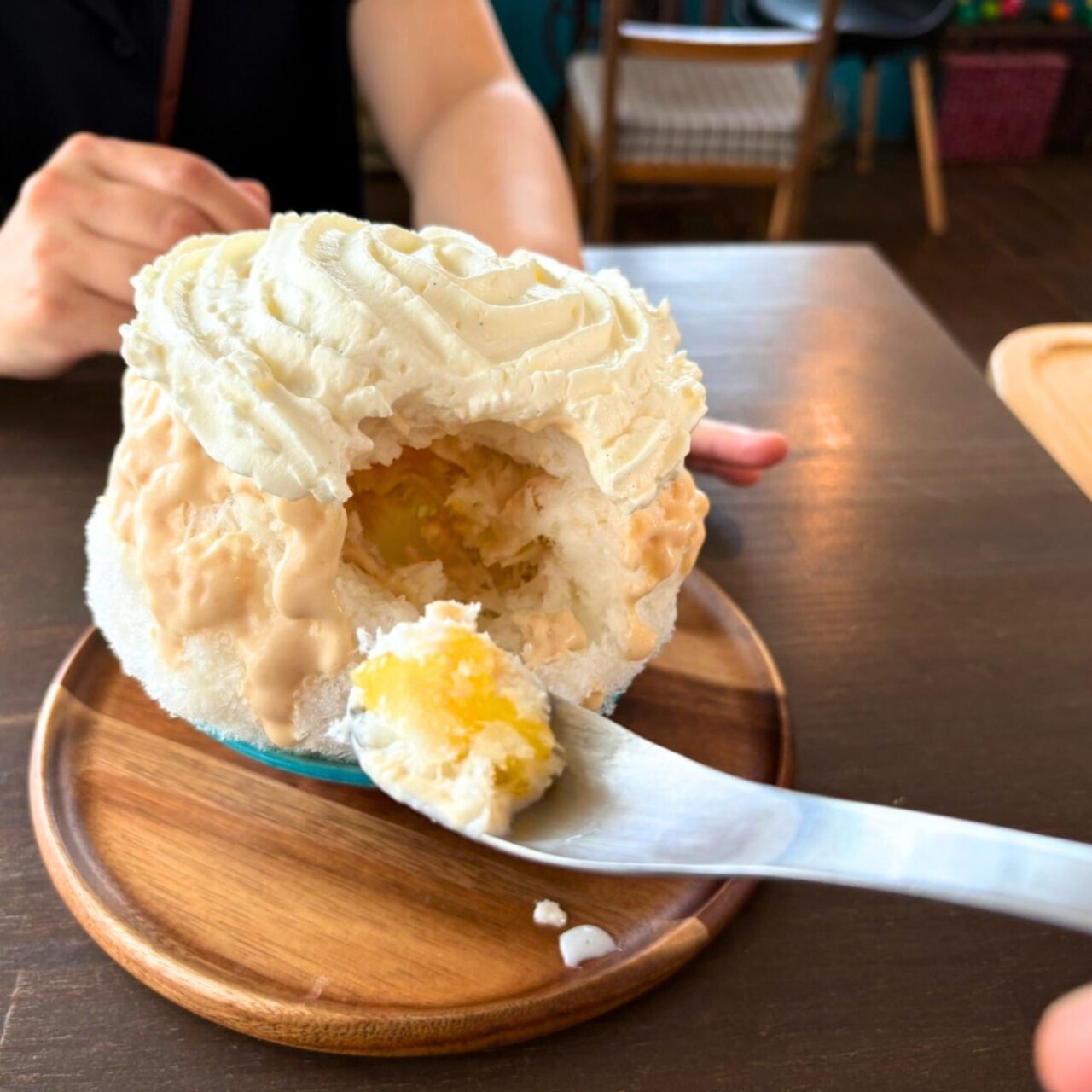 【今治市】早い夏の訪れを知らせる、「cafe vibo」の新感覚かき氷をご紹介!!