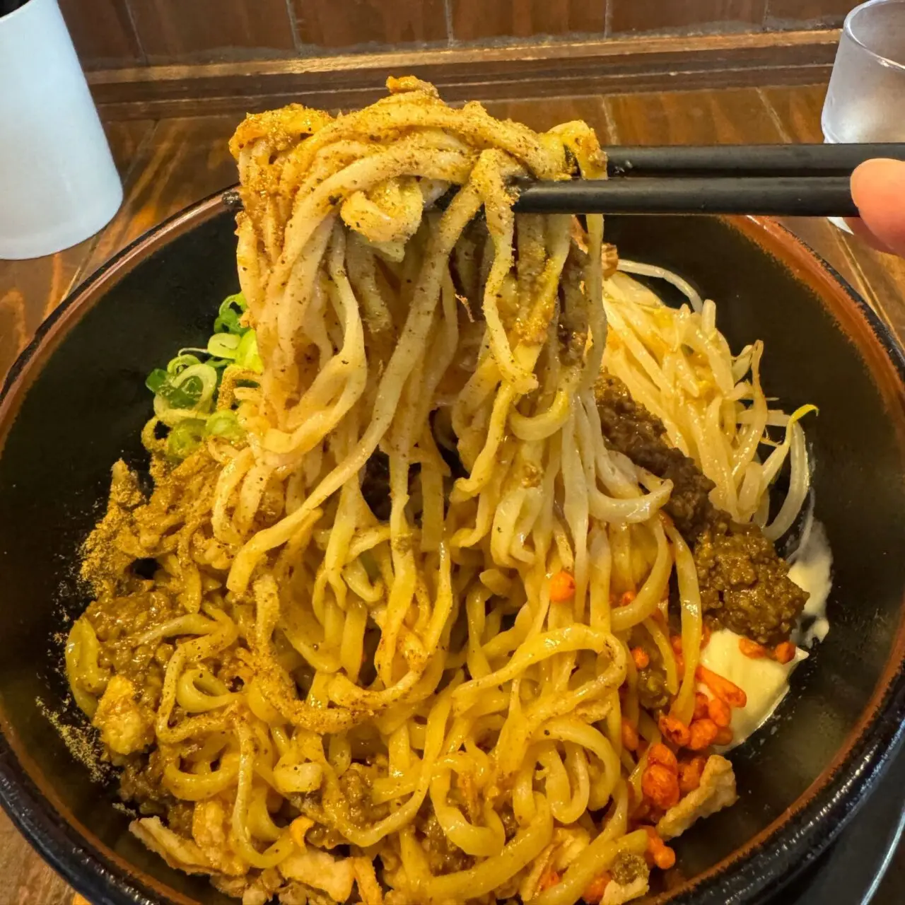 【今治市】骨太味覚桜井店の期間限定「カレーまぜそば」登場！2025年10月1日販売開始