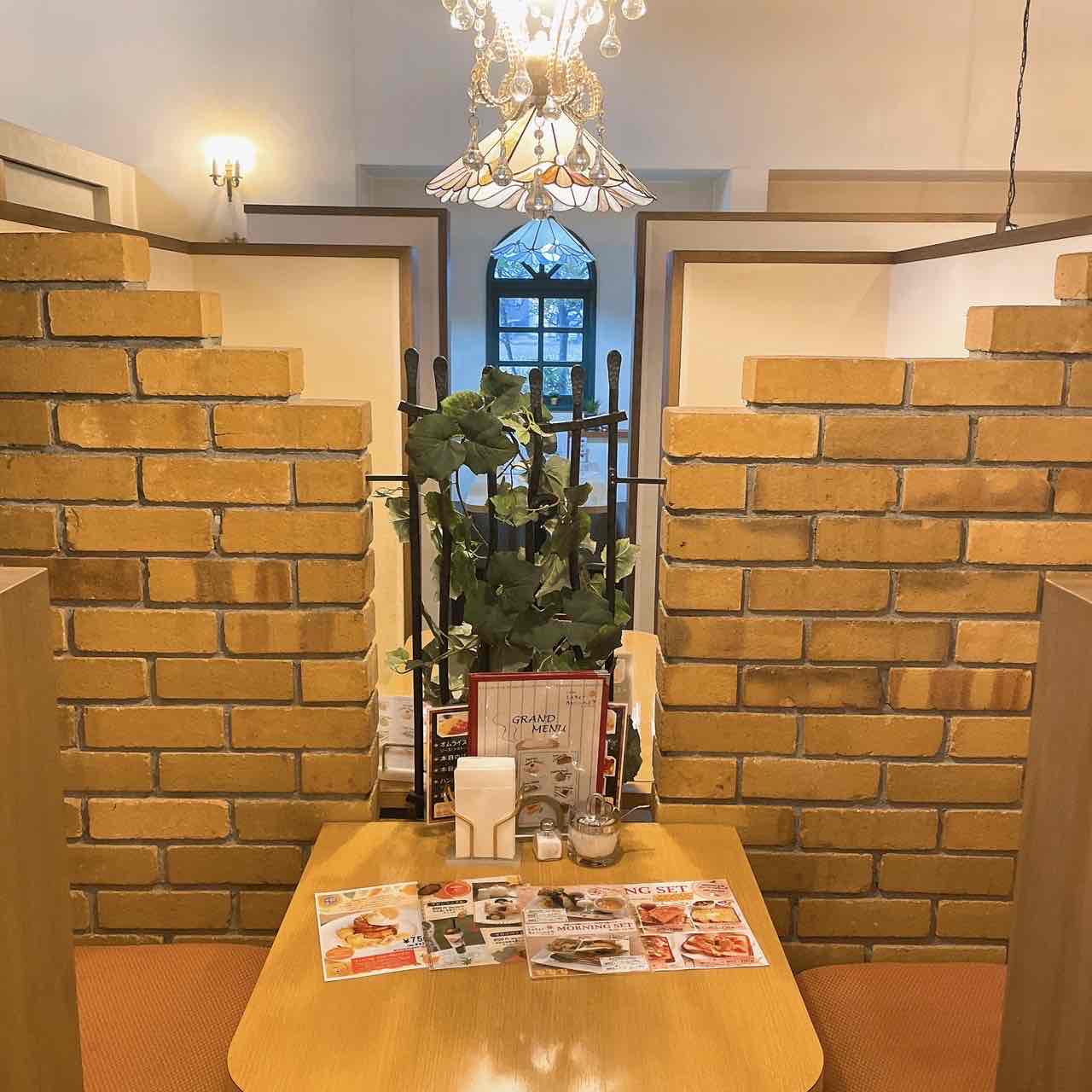 【今治市】「アーリーブルーメル上徳店」に秋新作ワッフルが登場！特製クリームが魅力の「スイートポテトワッフル」。
