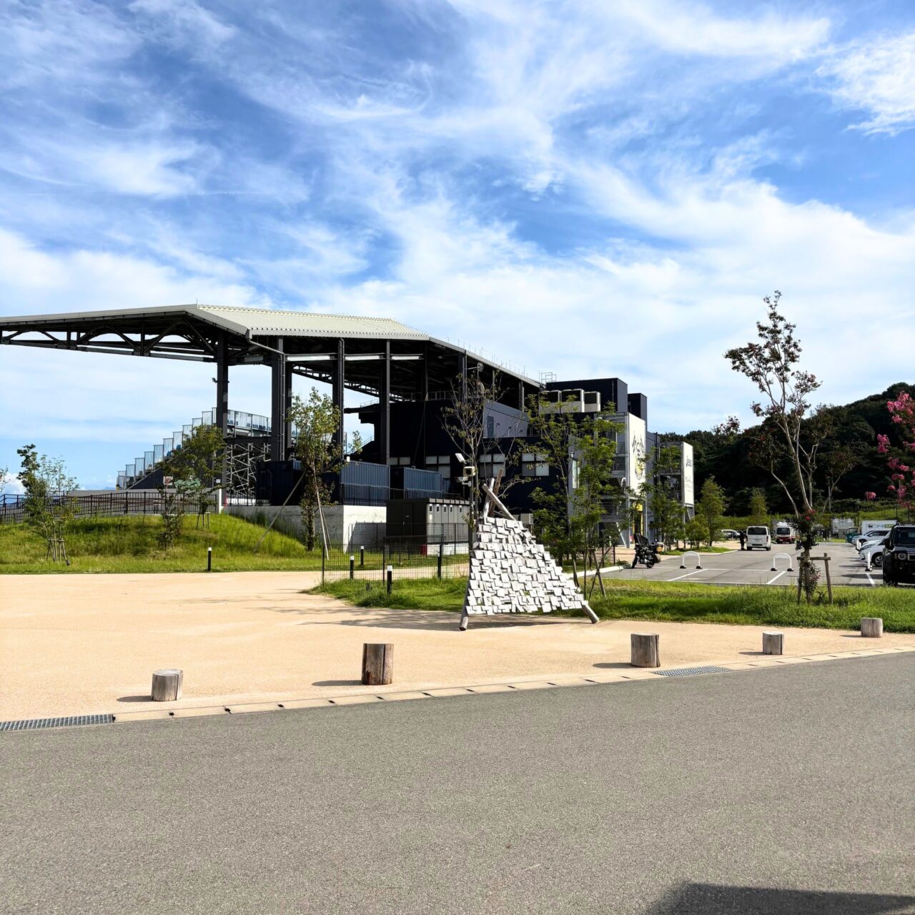 【今治市】古着屋さん50店舗が大集合! アシックス里山スタジアムで「フルギノフェスタ」が開催されました!