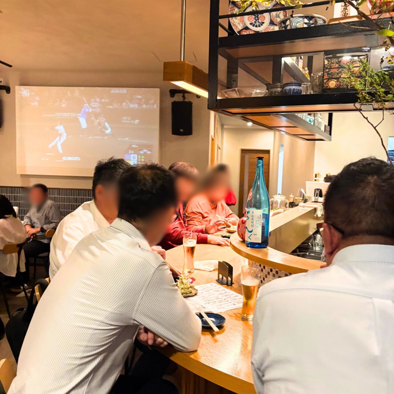 【今治市】お洒落な空間で食事はいかが? 「太郎食堂」で愛媛のお酒と肴を楽しもう!