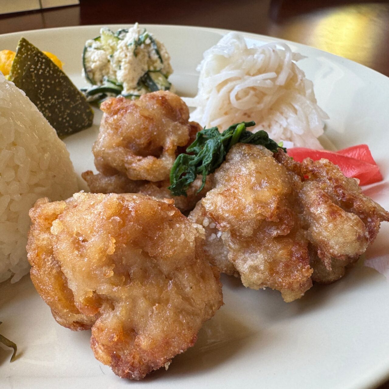 【今治市】「ヨラス・ダイニング」で味わう自然の恵みと心と体にやさしいランチを。